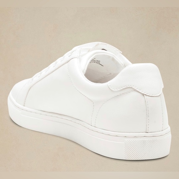 BANANA REPUBLIC VEGAN LEATHER SNEAKERS - Picture 5 of 5